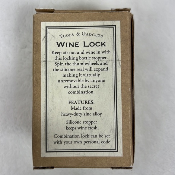 NWT Wine Lock preserver a great gift - Picture 3 of 3